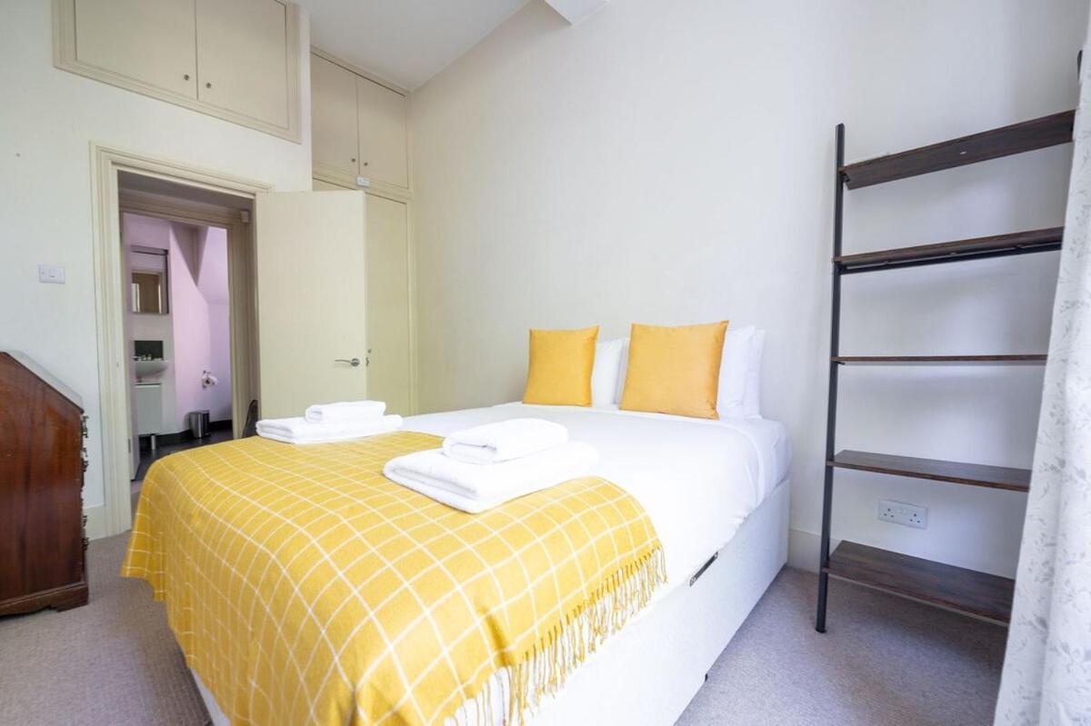 Vesto Two Bedroom Notting Hill Arv Appartamento Londra