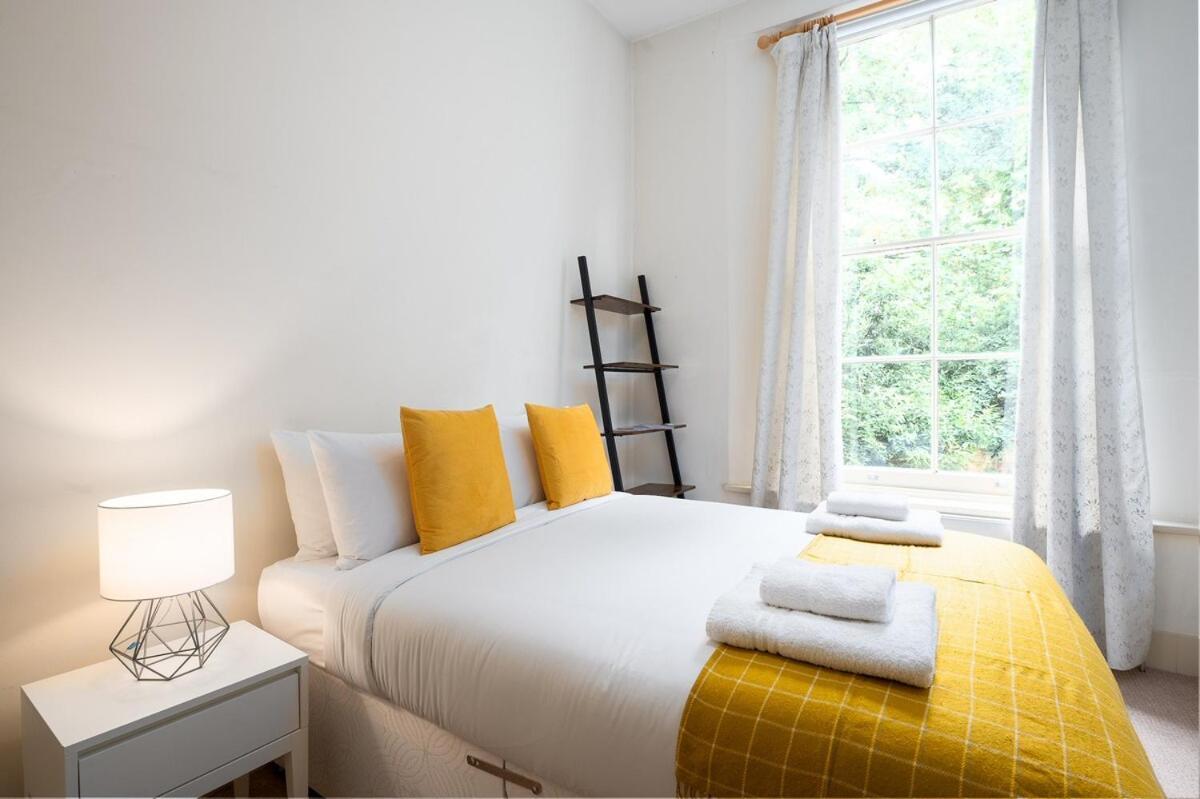 Vesto Two Bedroom Notting Hill Arv Appartamento Londra